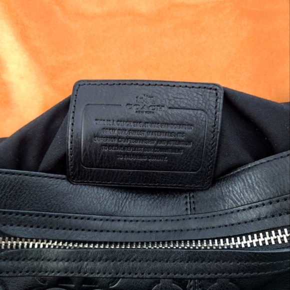 COACH SULLIVAN MESSENGER IN EMBOSSED SIGNATURE LEATHER F72110 - Picture 14 of 14